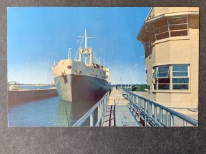 Eisenhower Lock St. Lawrence Seaway Massena NY Chrome Postcard H1177083838