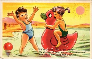CPA AK Boy and Girl Playing in the Sea - Artist Signed CHILDREN (1293506)