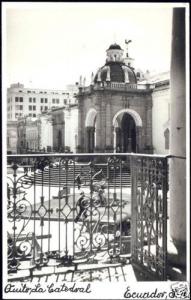 ecuador, QUITO, La Catedral, Cathedral (1940s) RPPC