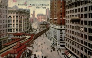 B579 United States New York Broadway of 33rd Street