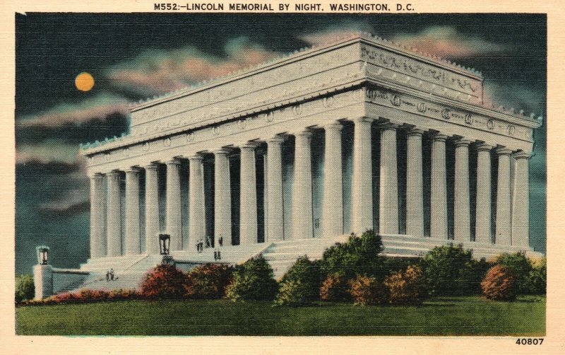 Vintage Postcard 1920's View of Lincoln Memorial By Night Washington D. C.