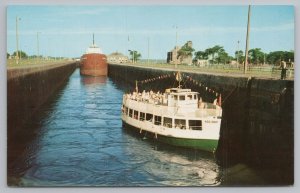 Sault Ste Marie Michigan~The Soo Locks~Cruise Boat Holiday~Vintage Postcard 