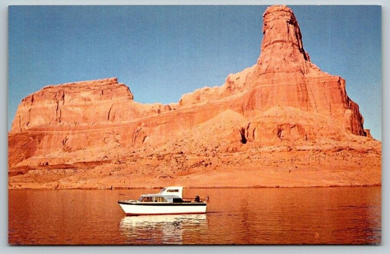 Lake Powell  Gunsight Butte   Utah  Postcard