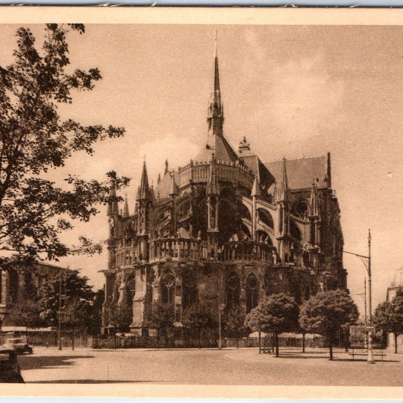 c1920s Reims, France Notre Dame Cathedral YVON PC Roadside Collotype Cars A323