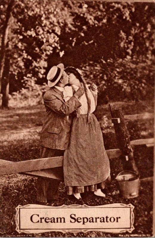 Romantic Couple Kissing Cream Separator 1911