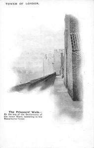 uk21020 prisoners walk tower of london real photo uk