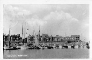 Terneuzen Scheldekade Netherlands boats pier shore real photo pc (Z9502) 