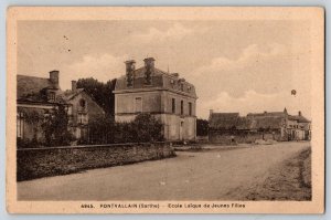 Postcard Pontvallain Sarthe - Ecole Laique de Jeunes Filles