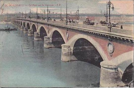 France Bordeaux Le Pont sur la Garonne