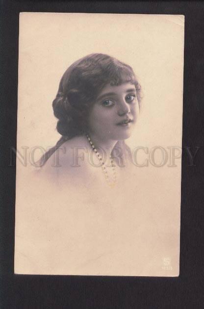 073687 GIRL w/ Long Hair Vintage PHOTO tinted