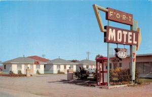 FORT MACLEOD ALBERTA CANADA FORT MOTEL-FLAG FLYING POSTCARD c1950-60s