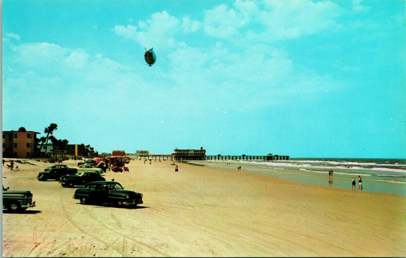 Vtg Chrome Postcard 1950s Daytona Beach Florida FL Blimp beach Casino Cars UNP