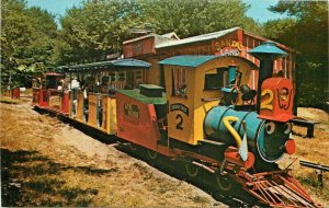 Amusement Children's Santa's Land Putney Vermont Train Forwards Postcard 3854