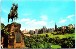 VINTAGE POSTCARD THE MOUND STATUE SITE AND VIEW AT EDINBURGH SCOTLAND