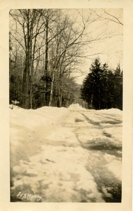 NH - Crawford Notch,  Winter of 1931. Road from Bartlett (5.75 X 3.75)