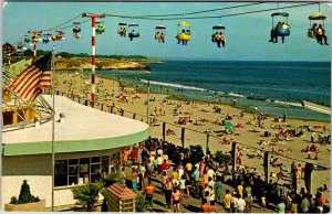 Postcard BEACH SCENE Santa Cruz California CA AK9639