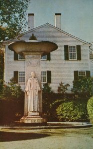 Vintage Postcard Statue of the Pilgrim Mother Plymouth MA Women of the Mayflower