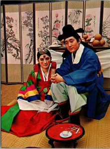 Bride and Bridegroom South Korea Postcard, Hanbok, Jokduri, Samogwandae, Samo