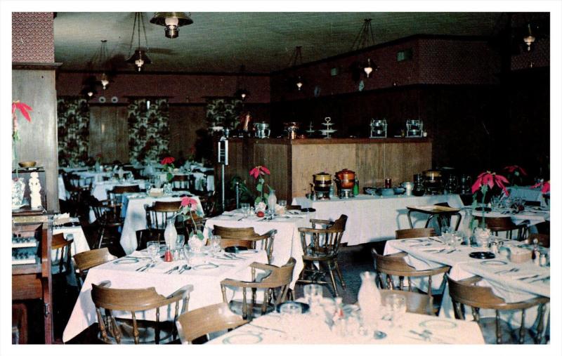 3573  NC Weldon MacKenzie's Colonial Manor    Restaurant   Dinning Room