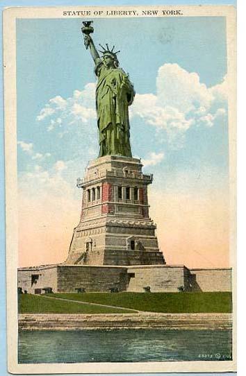 NY - New York City. Statue of Liberty