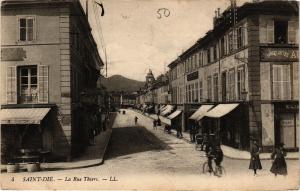 CPA St-DIÉ-La Rue Thiers (184818)