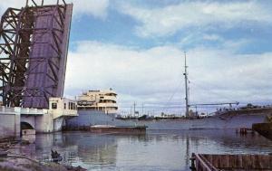 TX - Gulf Coast Shipping Scene