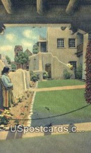 Patio, La Fonda Hotel in Santa Fe, New Mexico