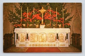 Christmas Alter Cathedral of the Incarnation Long Island NY Chrome Postcard M8