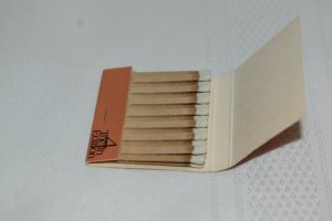 Chicago Marriott Hotel North Michigan Avenue 30 Strike Matchbook