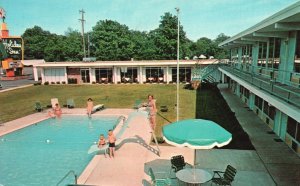 Vintage Postcard 1969 Holiday Inn Dining Room Coffee Shop Lebanon Tennessee TN