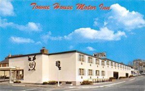 Towne House Motor Inn in Watertown, Massachusetts