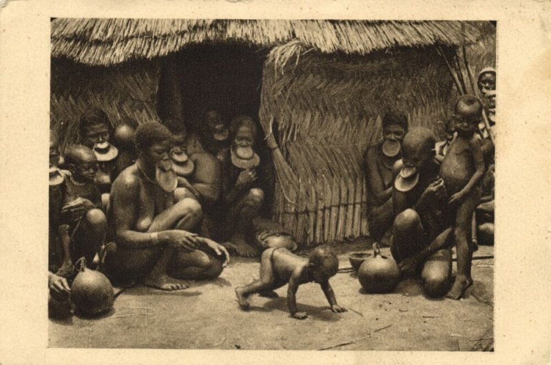 CAR, Ubangi-Shari, Femmes à Plateaux, Natives with Lip Plate (1940s) Postcard