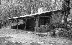 1940s Lake Okoboji Iowa Pikes Point Shelter House RPPC Postcard 25-1819