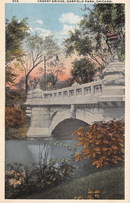 Chicago Illinois~Garfield Park-Lady Standing on Cement Bridge~Info on Back~1920s