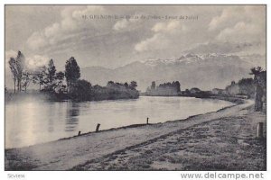 GRENOBLE, Bords de l'Isere, Lever de Soleil, France, 10-20s