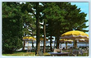 EAST HARWICH, Cape Cod Massachussetts MA ~ Roadside WEQUASSETT INN  Postcard