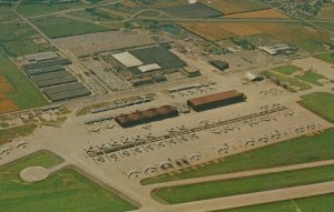 Boeing Wichita KS Production Plant Aerial View New 737 B52 S1C 707 postcard H164 