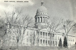 c1940's Augusta Maine ME, State Capitol Building Vintage Postcard 