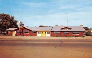 Aurora, Illinois BIT OF SWEDEN Roadside Restaurant 1950s Chrome Vintage Postcard