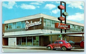 RIMOUSKI, QUEBEC Canada ~ Restaurant MON COPAIN Roadside VW Bug c1960s Postcard