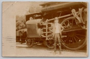 RPPC Chicago IL Railroad Conductor and Locomotive 1909 Real Photo Postcard U28