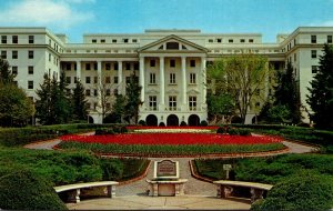 West Virginia White Sulphur Springs The Greenbrier At Tulip Time