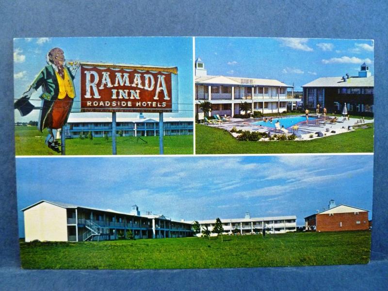 Postcard KS Newton Ramada Inn Vintage Multiview