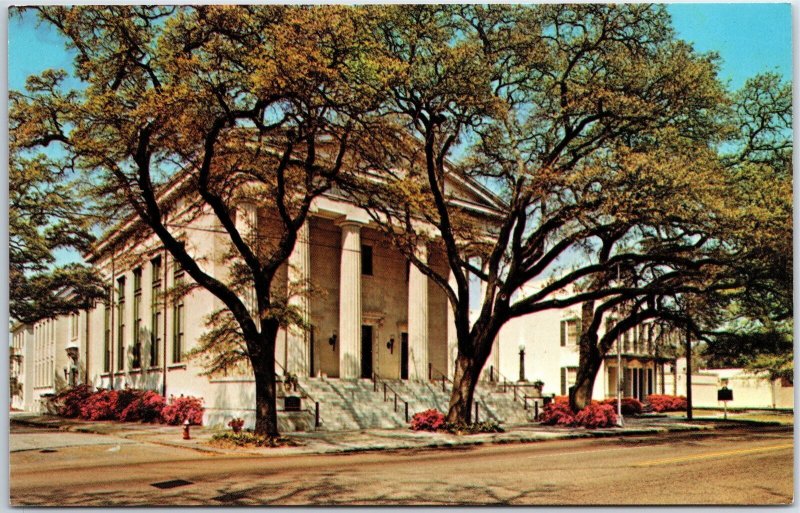 VINTAGE POSTCARD THE FIRST BAPTIST CHURCH LOCATED AT MOBILE ALABAMA EST. 1848