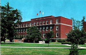 IL, Normal  ILLINOIS STATE UNIVERSITY Campus~Hovey Hall Admin  ca1960's Postcard