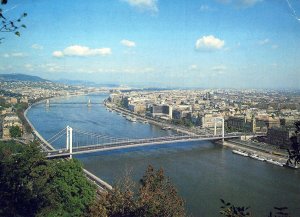 VINTAGE CONTINENTAL SIZE POSTCARD AERIAL VIEW OF BUDAPEST BRIDGES HUNGARY