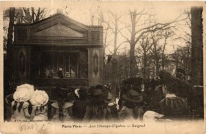 CPA PARIS Vecu. Aux Champs-Elysees. Guignol (574597)