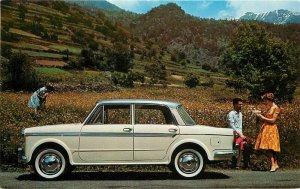 Advertising Automobile Dealer Italy 1950s people non  Postcard back 20-11798