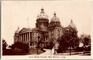 RPPC View of Iowa State Capitol Des Moines IA Vintage Postcard C11