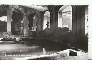 Somerset Postcard - Circular Bath - Roman Baths - Bath - Real Photo - Ref 16500A